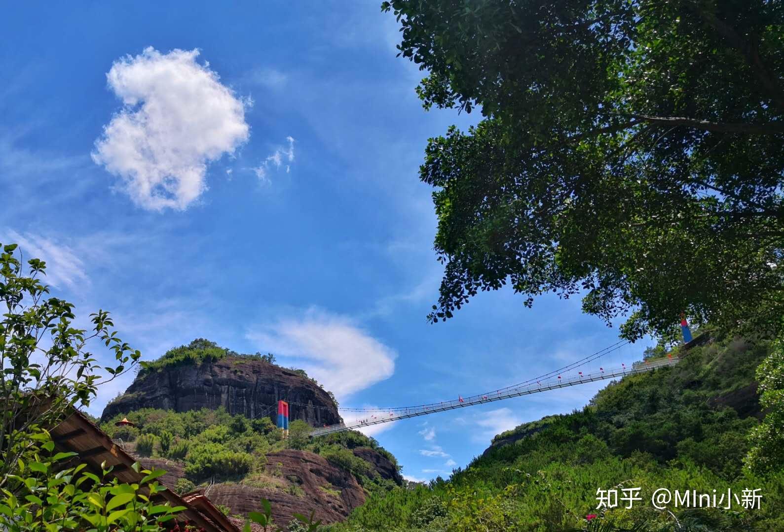 e联贷最新动态，自然美景的探索之旅启程。